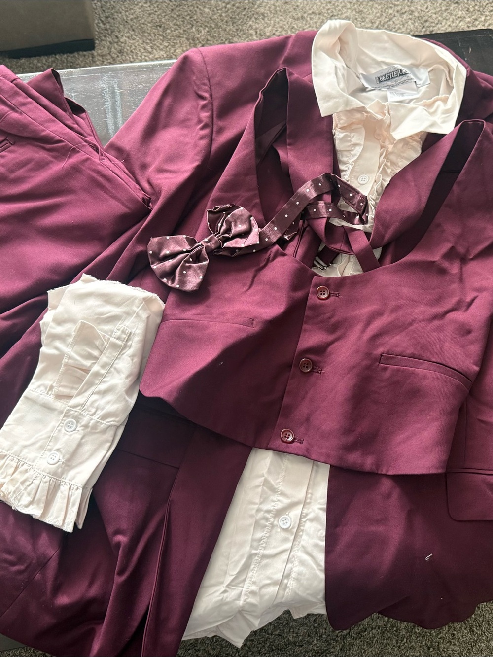 Men's Burgundy Cropped Blazer with White Shirt - Classic Tailored Look